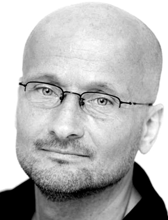 Reinhard Völker