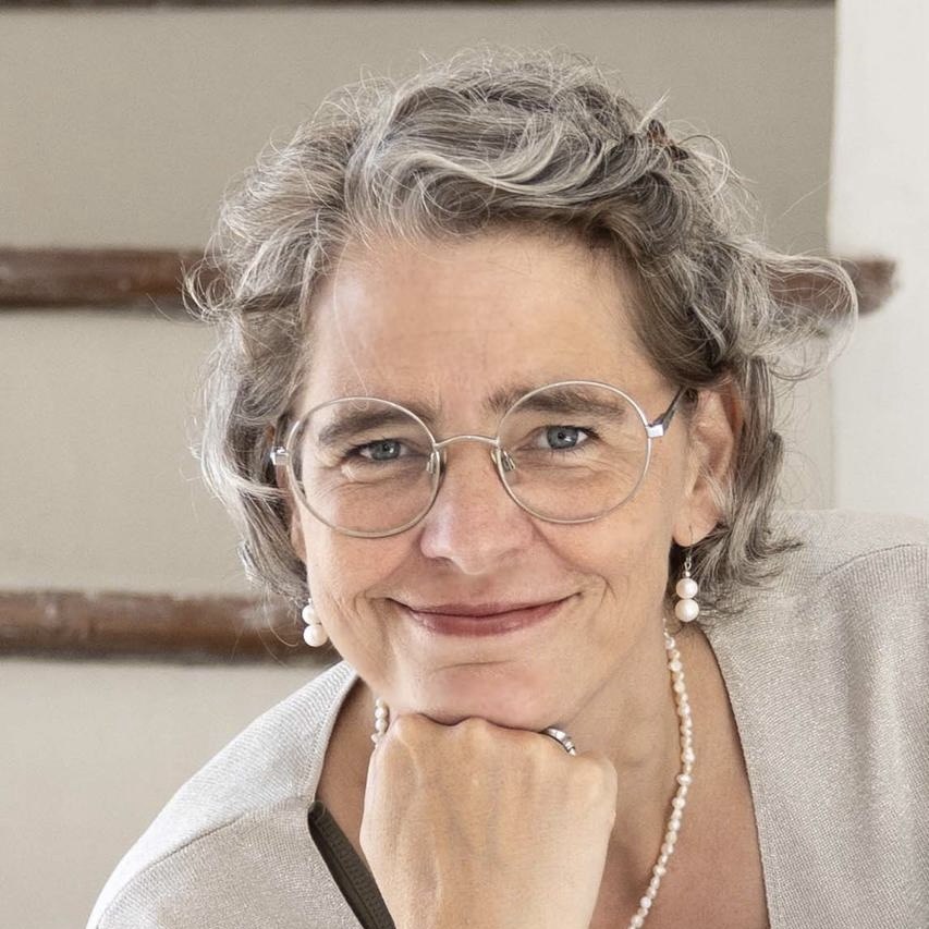 Savina Tilmann